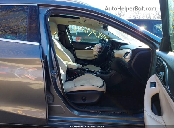 SJKCH5CP7KA008697 2019 INFINITI QX30 Gray Front interior view