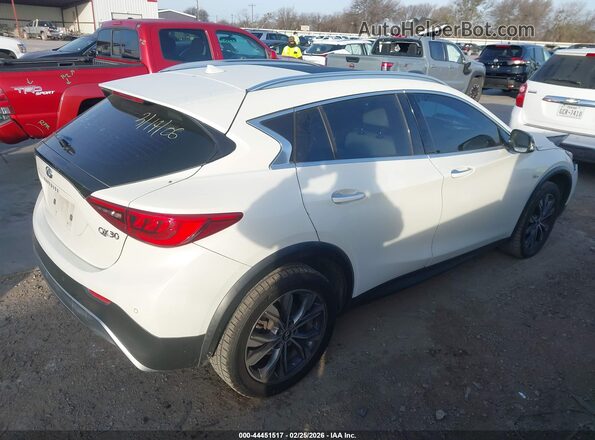 SJKCH5CRXHA034219 2017 INFINITI QX30 White Tył prawy