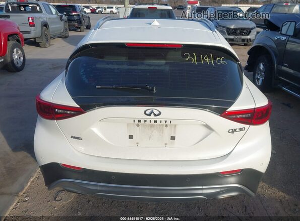 SJKCH5CRXHA034219 2017 INFINITI QX30 White 