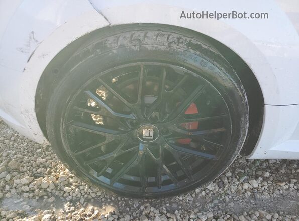 TRUC5AFV1G1028083 2016 AUDI TT White 