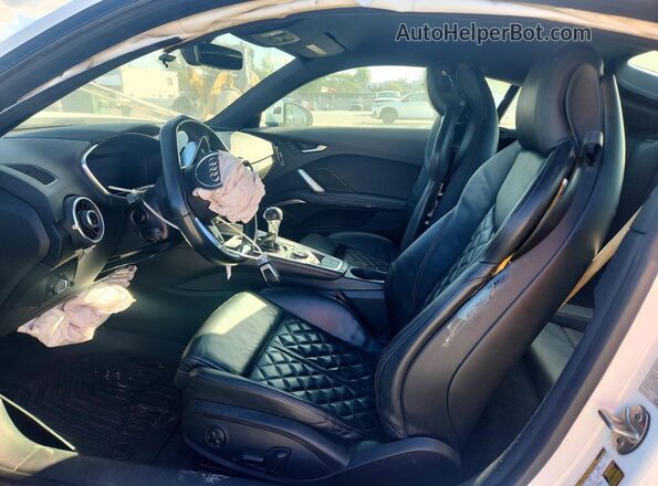 TRUC5AFV1G1028083 2016 AUDI TT White Widok wnętrza z przodu