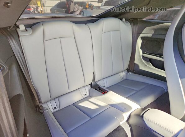 TRUC5AFV3H1012159 2017 AUDI TT Silver Widok tylnych siedzeń