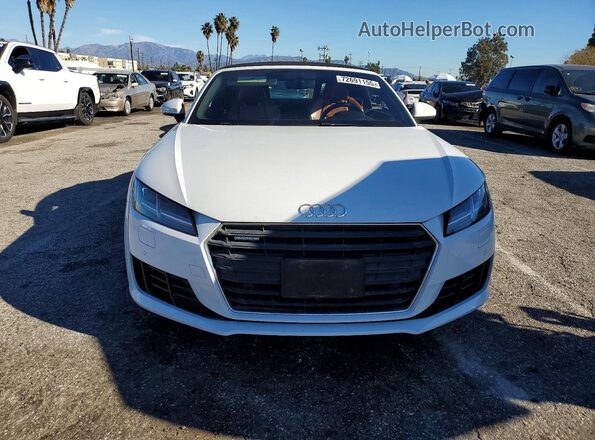 TRUT5CFV1J1007060 2018 AUDI TT White Вид спереду