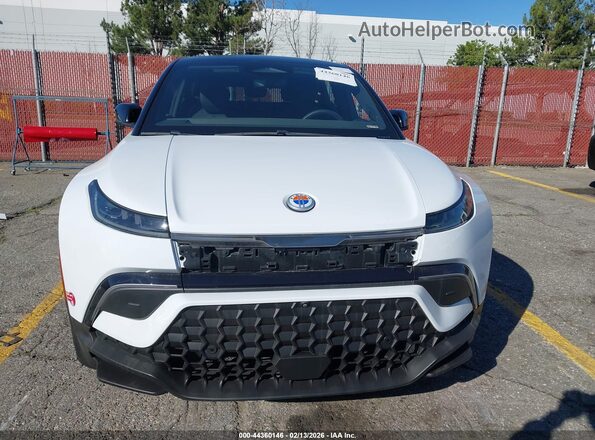 VCF1EBU2XPG007200 2023 FISKER OCEAN White Vista frontal