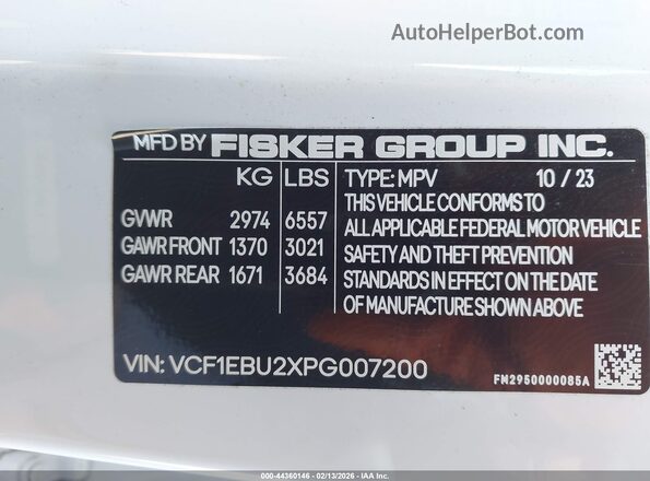 VCF1EBU2XPG007200 2023 FISKER OCEAN White Vista del compartimento del motor