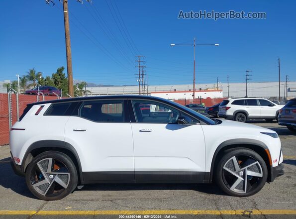 VCF1EBU2XPG007200 2023 FISKER OCEAN White Vista interior de 360 grados