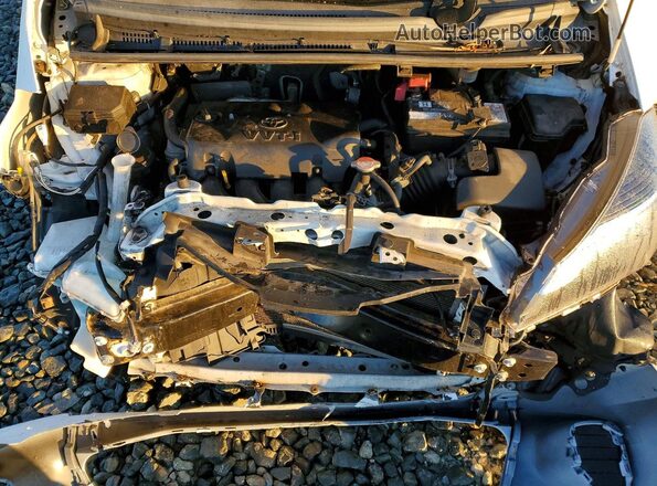 VNKKTUD30GA065180 2016 TOYOTA YARIS White Вид задньої частини салону