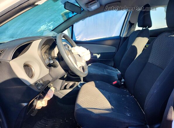 VNKKTUD30GA065180 2016 TOYOTA YARIS White Вид салону спереду