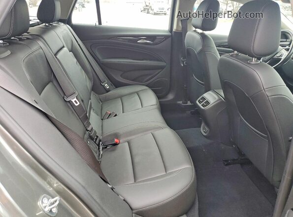 W04GV8SX8K1013322 2019 BUICK REGAL Серый Вид задних сидений