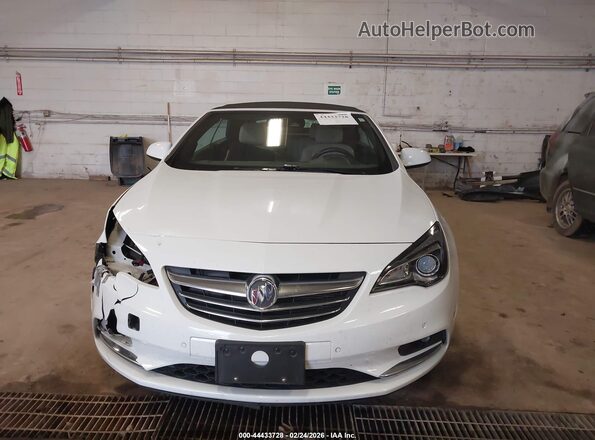 W04WH3N55JG042160 2018 BUICK CASCADA Yellow Vista interior trasera