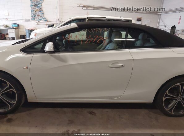 W04WH3N55JG042160 2018 BUICK CASCADA Yellow 