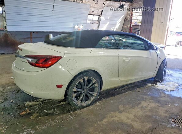 W04WH3N57JG088542 2018 BUICK CASCADA White Задня права чверть