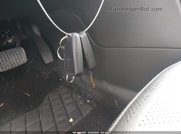 W04WT3N57GG130165 2016 BUICK CASCADA Black Dashboard view