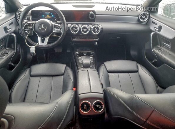 W1K3G4EB0MJ258972 2021 MERCEDES-BENZ A Black წინა პანელის ხედი