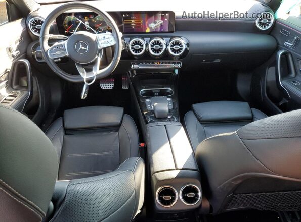 W1K3G4EB0MJ288120 2021 MERCEDES-BENZ A Gray Vista del salpicadero