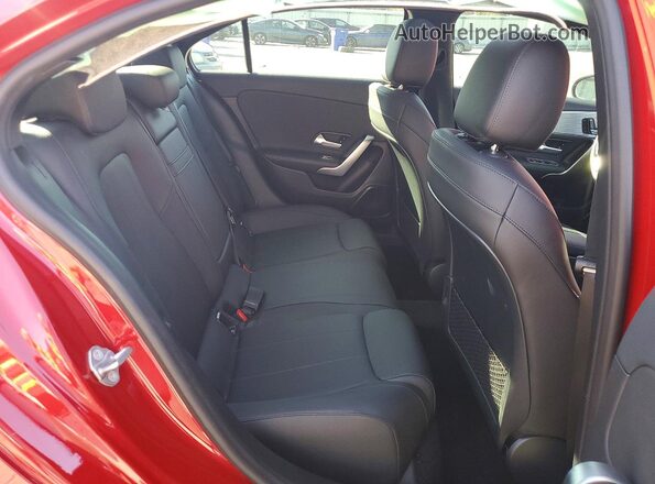 W1K3G4EB1MJ290278 2021 MERCEDES-BENZ A Красный Вид задних сидений