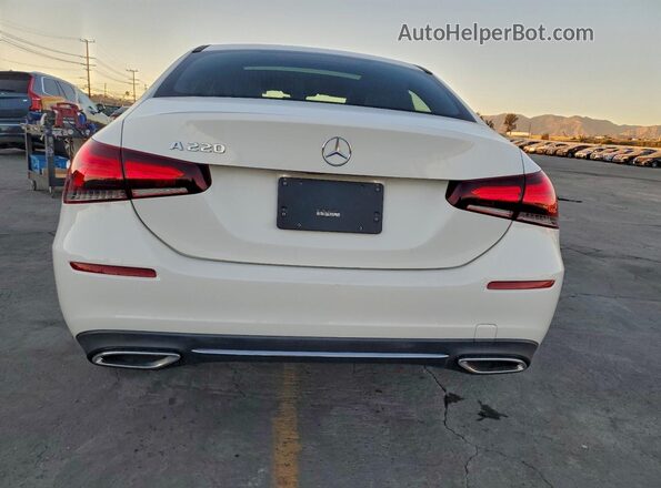 W1K3G4EB1NJ337794 2022 MERCEDES-BENZ A White Vista trasera