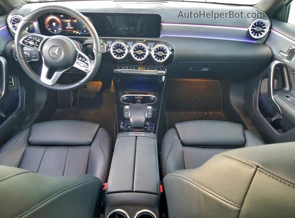 W1K3G4EB1NJ337794 2022 MERCEDES-BENZ A White Vista del salpicadero