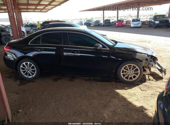 W1K3G4EB3LJ203852 2020 MERCEDES-BENZ A 220 Black 