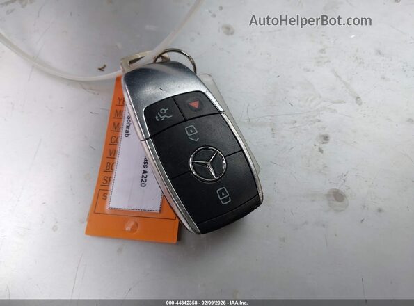 W1K3G4EB6MJ265599 2021 MERCEDES-BENZ A 220 Black Vista del salpicadero
