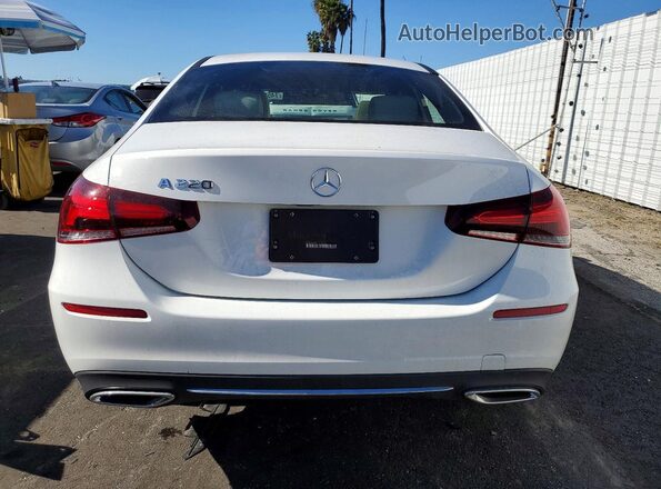 W1K3G4EB7LJ217723 2020 MERCEDES-BENZ A White უკანა ხედი