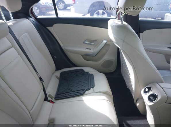 W1K3G4EB7LW047866 2020 MERCEDES-BENZ A 220 Красный 