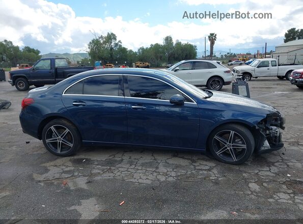 W1K3G4EB8MJ287913 2021 MERCEDES-BENZ A 220 Blue Vista interior de 360 grados