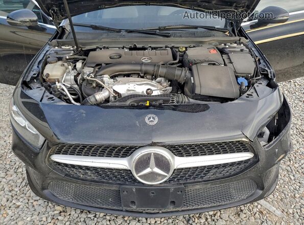 W1K3G4FB0NJ352902 2022 MERCEDES-BENZ A Black Սալոնի հետևի տեսք