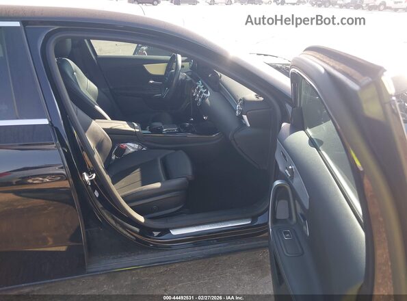 W1K3G4FB7MJ304442 2021 MERCEDES-BENZ A 220 Black Widok wnętrza z przodu