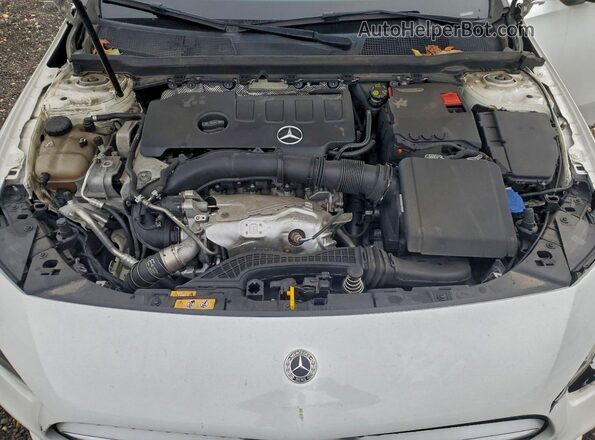 W1K3G4FB8MJ269359 2021 MERCEDES-BENZ A White Սալոնի հետևի տեսք
