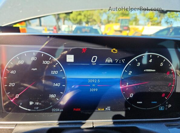 W1KAF4GB0RR175705 2024 MERCEDES-BENZ C Gold ხელსაწყოთა პანელის ხედი