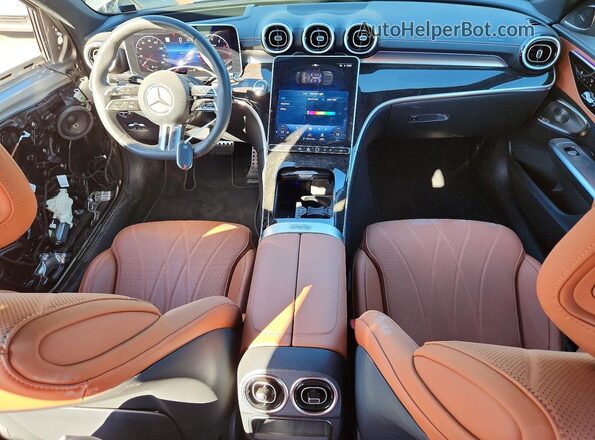 W1KAF4GB0RR175705 2024 MERCEDES-BENZ C Gold წინა პანელის ხედი