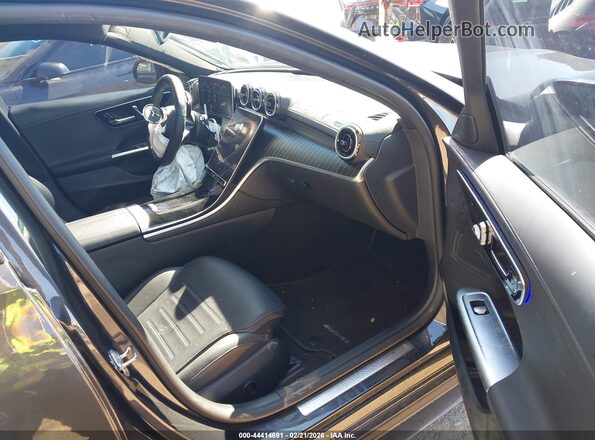 W1KAF4GB8PR089636 2023 MERCEDES-BENZ C-CLASS Black წინა სალონის ხედი