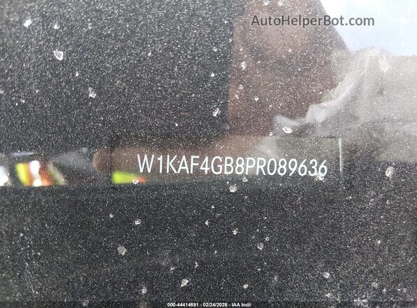 W1KAF4GB8PR089636 2023 MERCEDES-BENZ C-CLASS Black ძრავის განყოფილების ხედი