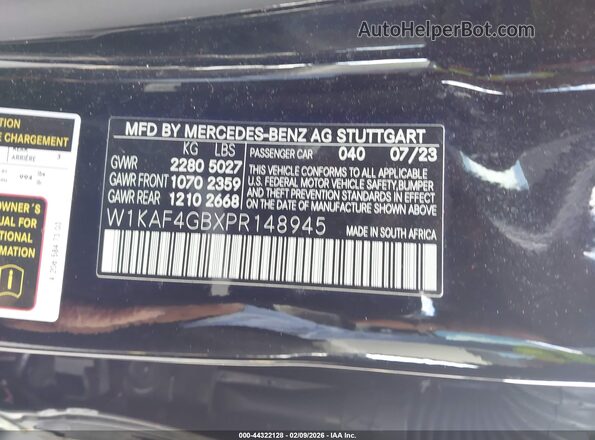 W1KAF4GBXPR148945 2023 MERCEDES-BENZ C-CLASS Black Widok komory silnika