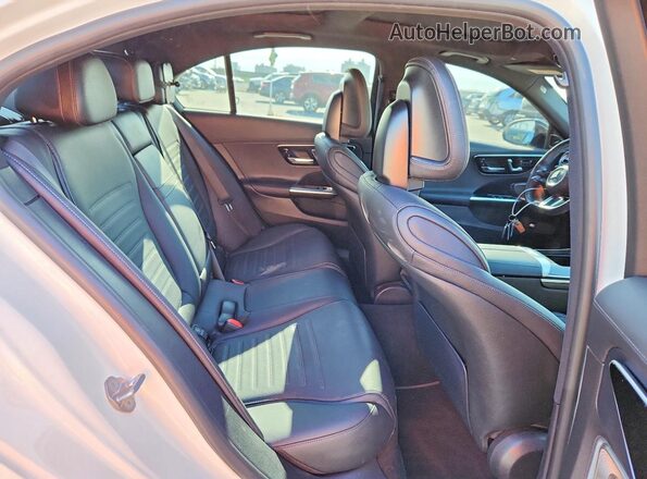 W1KAF4HB2NR016824 2022 MERCEDES-BENZ C White Rear seats view