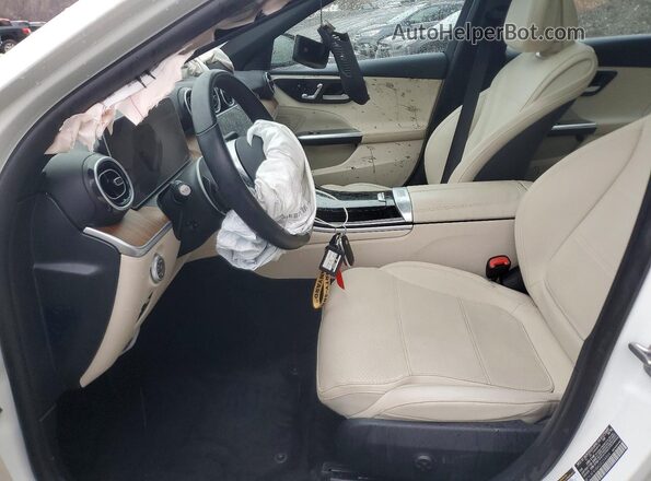 W1KAF4HB4SR254864 2025 MERCEDES-BENZ C White Widok wnętrza z przodu