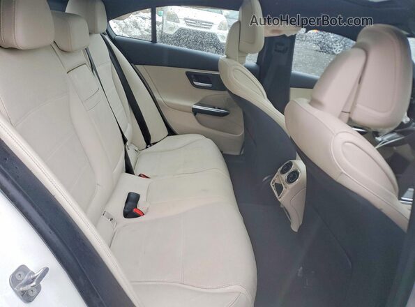 W1KAF4HB4SR254864 2025 MERCEDES-BENZ C White Widok tylnych siedzeń