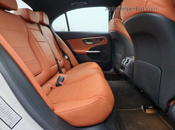 W1KAF4HB5SR284164 2025 MERCEDES-BENZ C White 