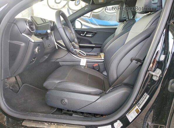 W1KAF4HB7SR279354 2025 MERCEDES-BENZ C Black Вид салону спереду