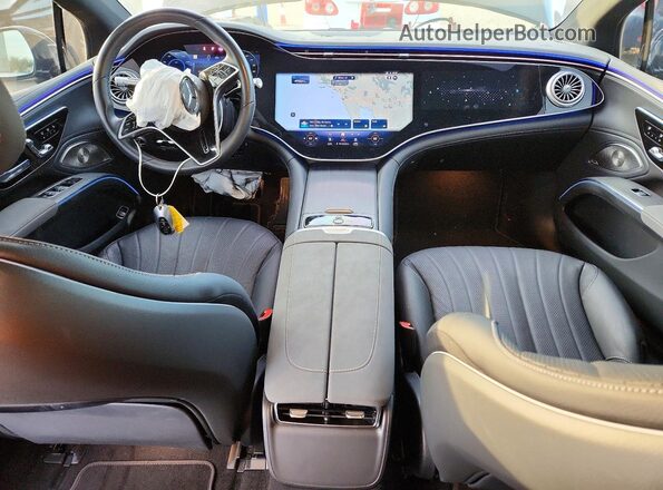 W1KCG2DB1SA050621 2025 MERCEDES-BENZ EQS Black Dashboard view