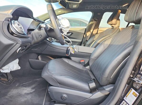 W1KCG2DB1SA050621 2025 MERCEDES-BENZ EQS Black Front interior view