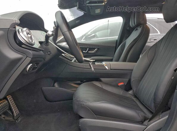 W1KCG2DB2SA050031 2025 MERCEDES-BENZ EQS Black Սալոնի դիմացի տեսք