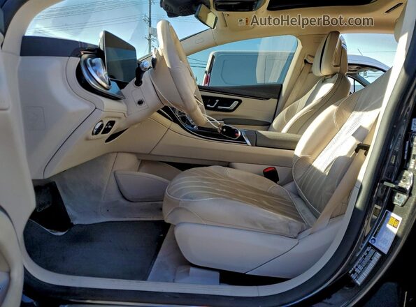 W1KCG2DB6NA012578 2022 MERCEDES-BENZ EQS Black Vista interior delantera