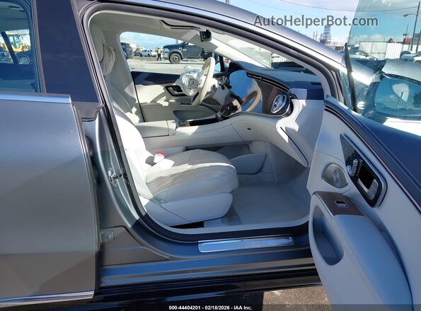 W1KCG4EB8PA042470 2023 MERCEDES-BENZ EQS 580 Gray წინა სალონის ხედი