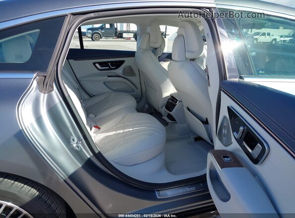 W1KCG4EB8PA042470 2023 MERCEDES-BENZ EQS 580 Gray VIN კოდის სტიკერის ხედი