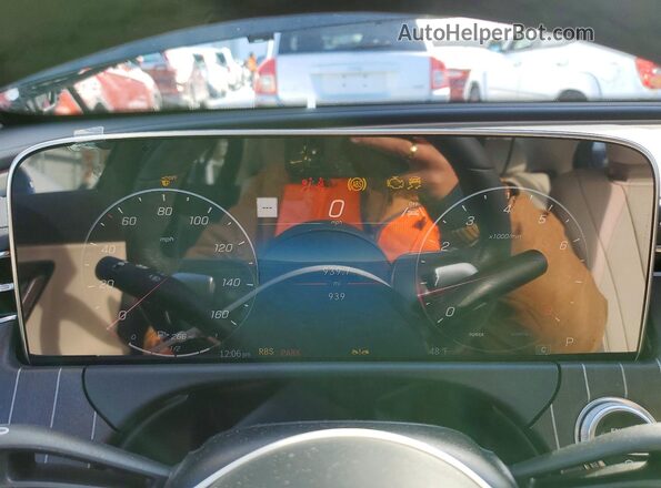 W1KLF4HB1TA226089 2026 MERCEDES-BENZ E Black Instrument cluster view