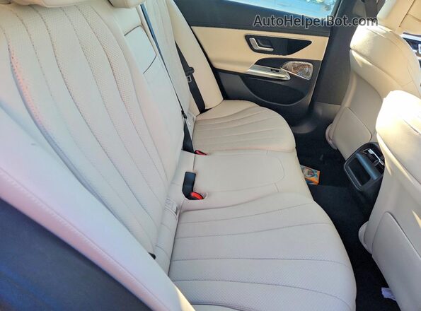 W1KLF4HB3SA113341 2025 MERCEDES-BENZ E Black Rear seats view