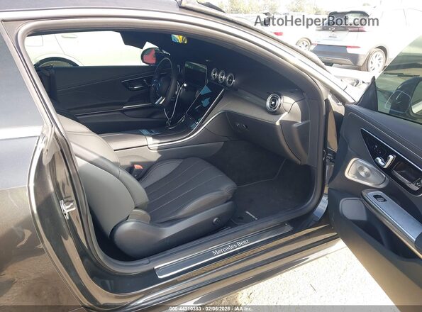 W1KMJ4HB6SF057045 2025 MERCEDES-BENZ CLE 300 Gray Вид салону спереду