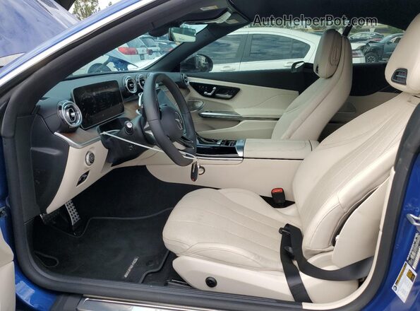 W1KMK6BB4RF025786 2024 MERCEDES-BENZ CLE Blue წინა სალონის ხედი